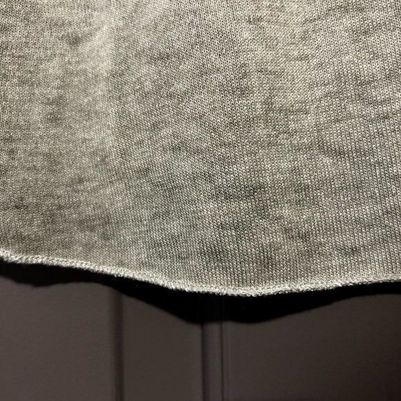 Flora Ashley lightweight sweater top with silver sheen - Picture 5 of 6